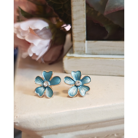 Дамски обици