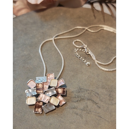 Колие с медальон