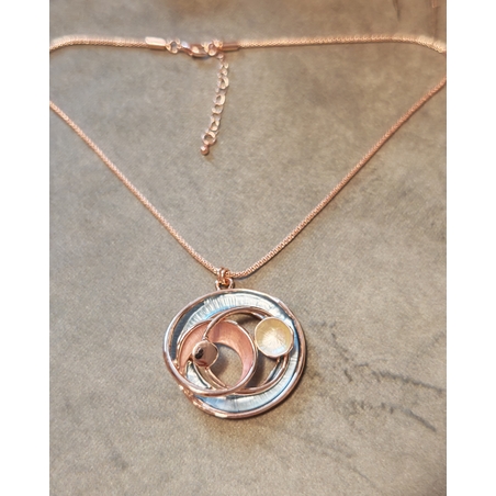 Колие с медальон