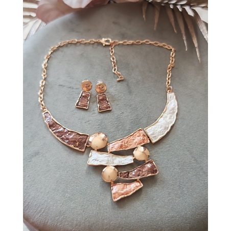 Дамска колиета