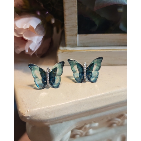 Дамски обици