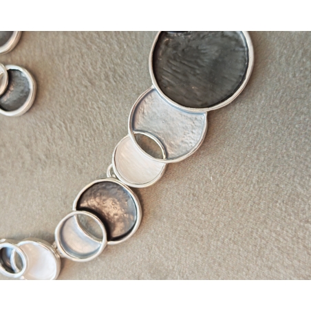 Дамско колие