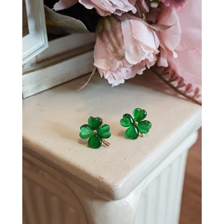 Дамски обици