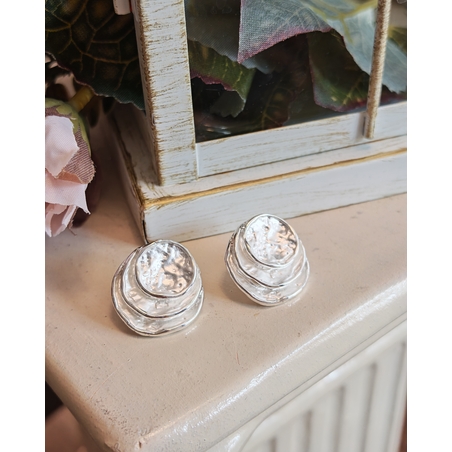 Дамски обици