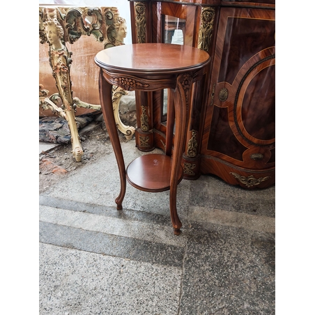 Ретро постаментна масичка