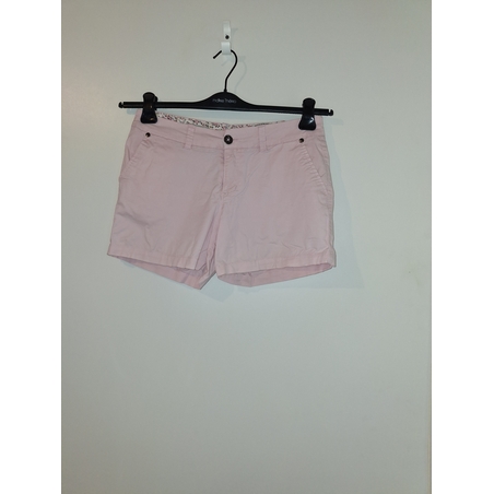 Къси панталони 2540