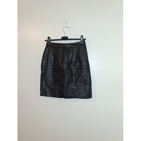 Кожена кола 2108