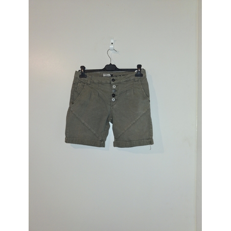 Къси панталони 2622