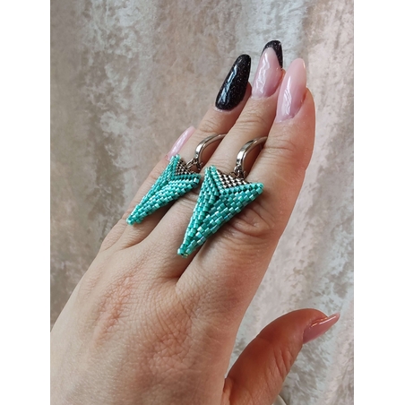 Триъгълни обеци