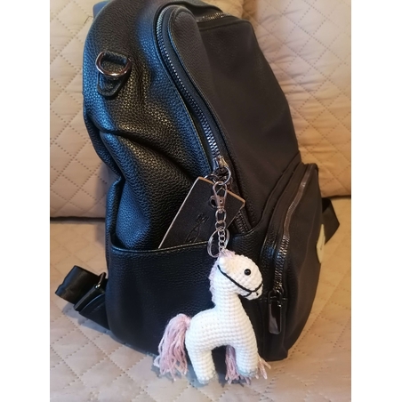 Конче ключодържател бяло