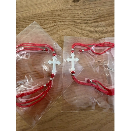 Сребърна гривна 925 с кръст – червен конец