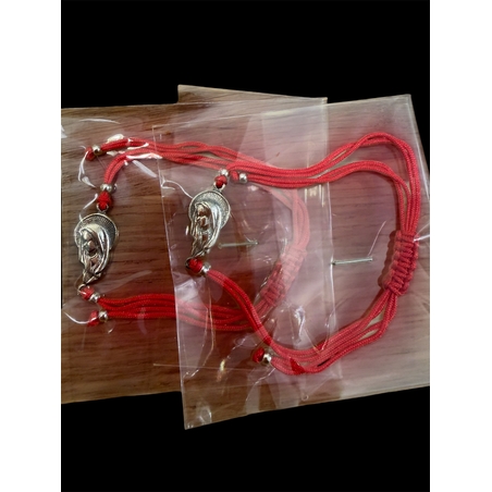 Сребърна гривна 925 с икона на Света Богородица – червен конец