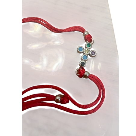 Сребърна гривна 925 с кръст – цветни или бели камъни, червен конец