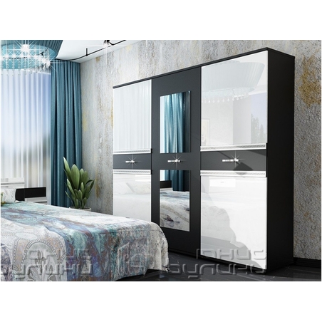 Гардероб Рока