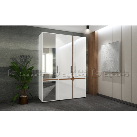 Гардероб Енцо