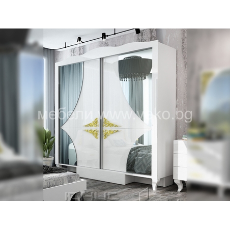 Гардероб Белисима/ златни орнаменти