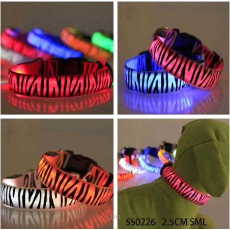 Guler pentru caine cu lumini LED - 2,5 cm - S/M/L - 550226