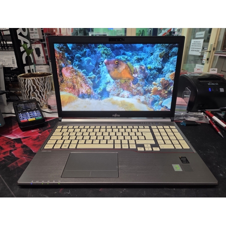 Fujitsu Lifebook E754 15.6/i3 4200M 2.5GHz/8GB DDR3l/120GB SSD