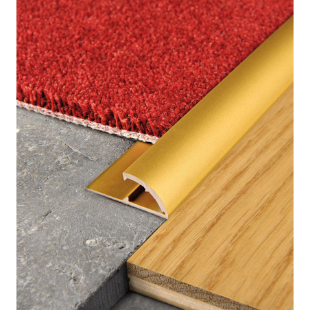 Установка дверных порогах