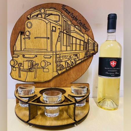 Тематичен мини бар за бутилка алкохол- Локомотив