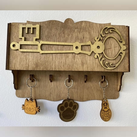 ДЪРВЕНА КЪЩА ЗА КЛЮЧОВЕ-ЗЛАТЕН КЛЮЧ