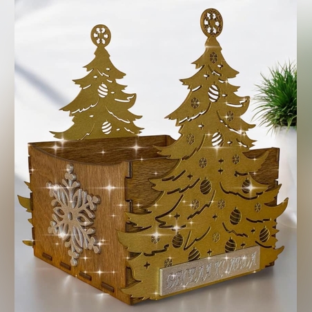 КОЛЕДНА КУТИЯ ЗА БОНБОНИ