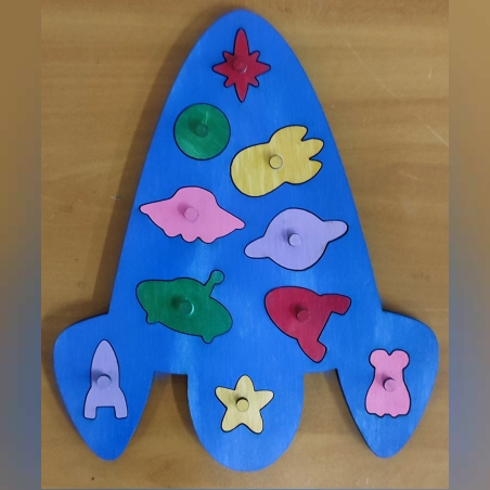 ДЪРВЕН ДЕТСКИ ПЪЗЕЛ-КОСМОС