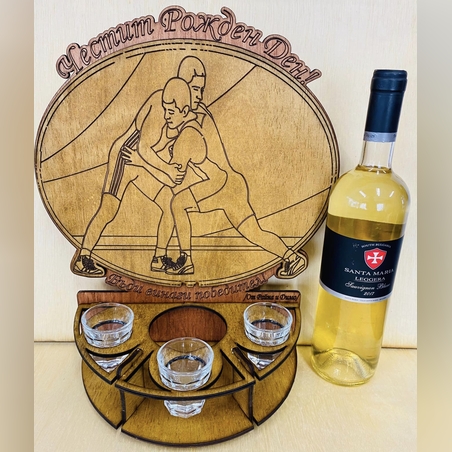 Тематичен мини бар за бутилка алкохол- Борци