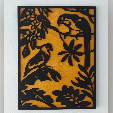 ДЪРВЕНО ПАНО ЗА СТЕНА-ПАПАГАЛИ