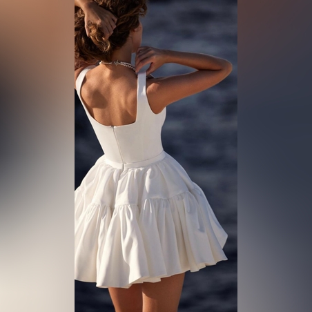 Дамска къса рокля  в бяло