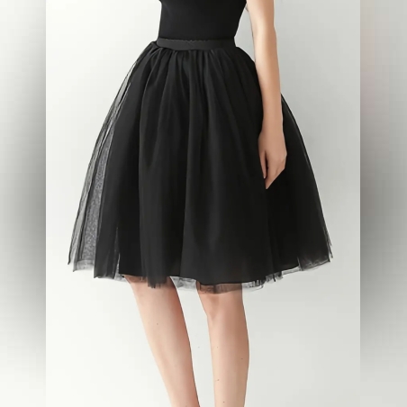 Дамска къса пола от тюл в черно