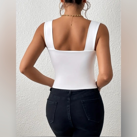 Домски потник  в бяло