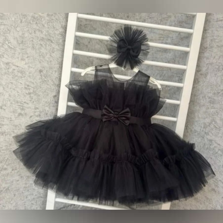 Детска  къса рокля в черно с тюл