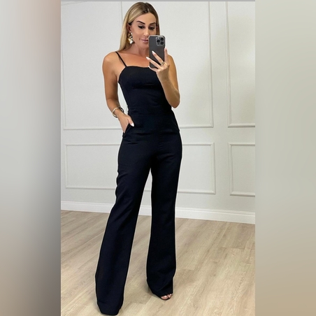 Дамски гащеризон  в черно с тънки презрамки