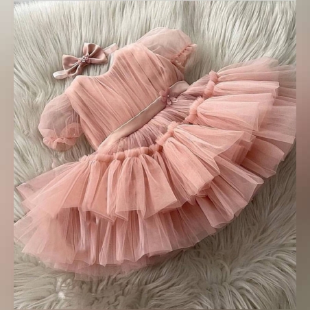 Детска рокля в пудра с тюл и къси ръкави