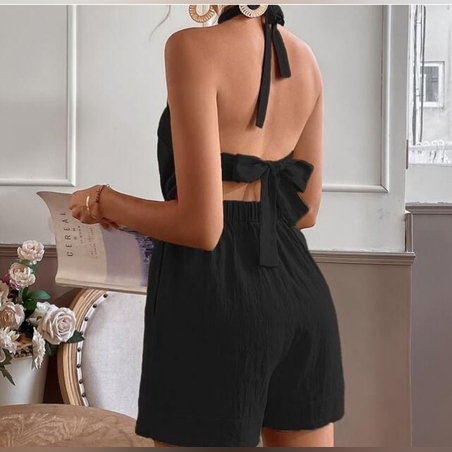 Дамски къс гащеризон в черно