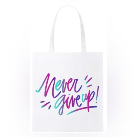 Текстилна чанта „Never Give Up!“