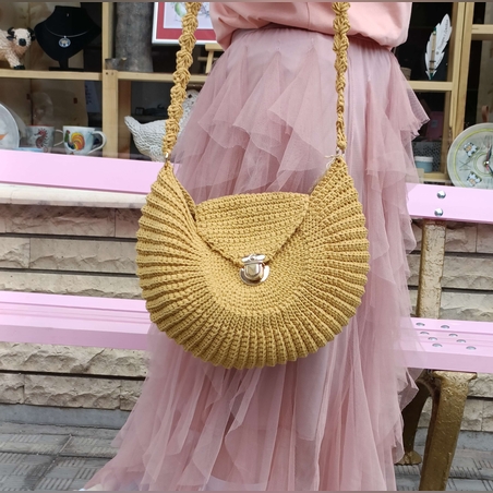 Ръчно изплетена чанта