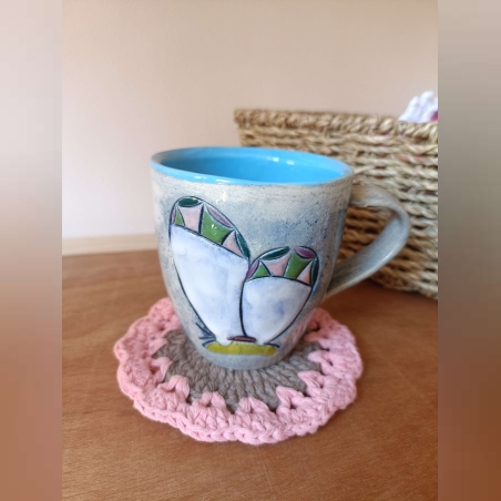 Керамична чаша с пеперуда