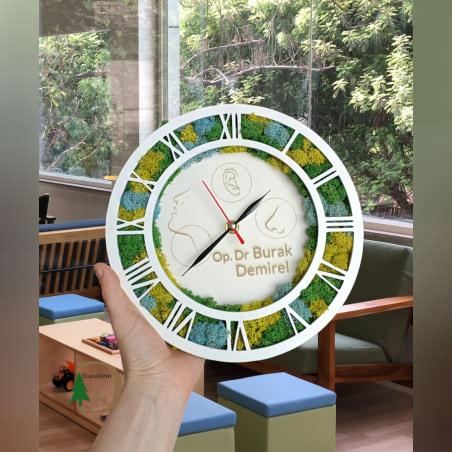 Малък часовник със скандинавски мъх - Персонален дизайн