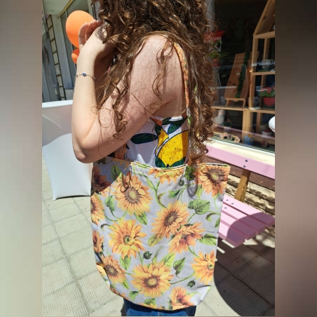 Текстилна чанта със слънчогледи