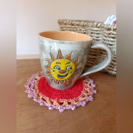 Керамична чаша със слънце