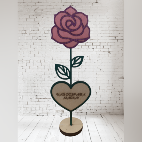 Роза от дърво