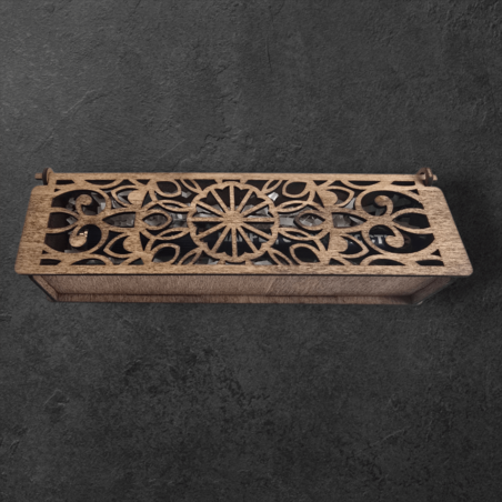 Химикал с кутийка с орнамент Кафява