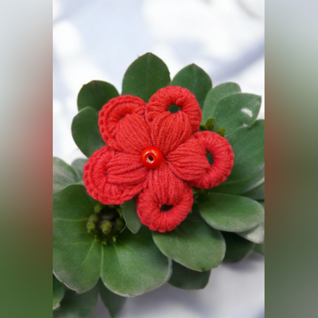 Плетена брошка-2