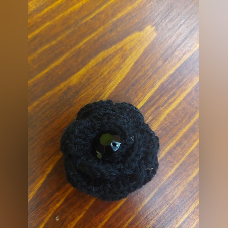 Плетена брошка-5