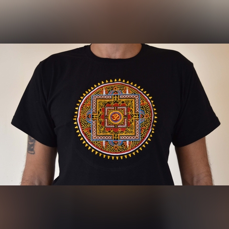 Будистка мандала с ОМ