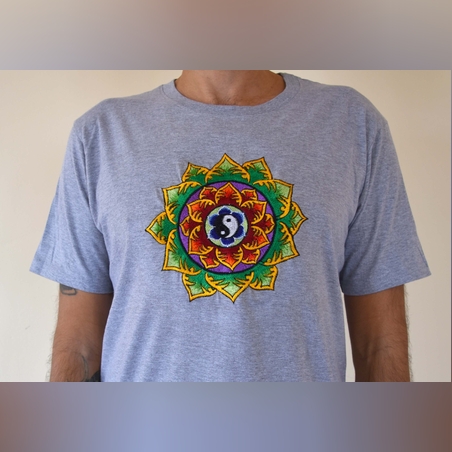 Двоен лотус с Ин и Ян