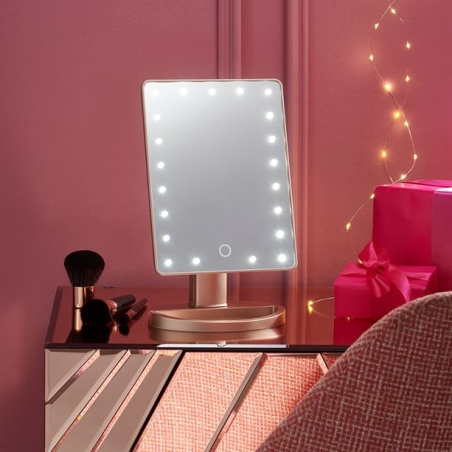 Козметично огледало с LED светлини