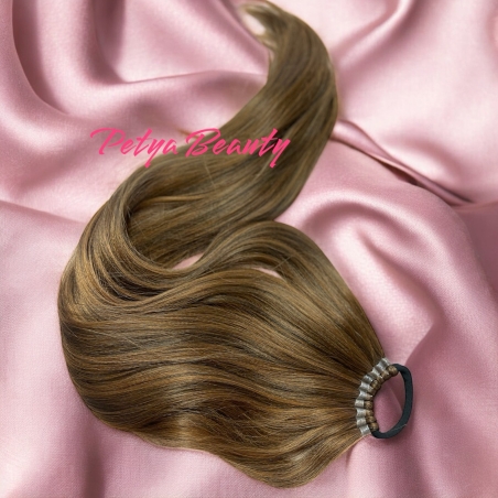 Опашка с ластик - Топло кафяво с фини кичури